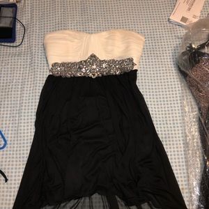 White and black hi-lo dress